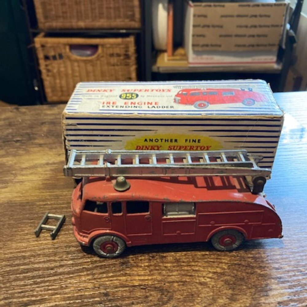 Vintage Meccano Dinky Toys #955 fire engine